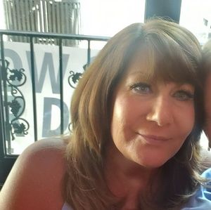 Meet your Posher, Michele